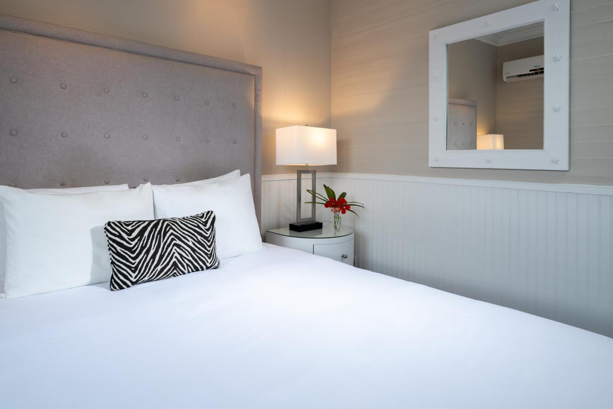 Alexander'S Guesthouse-Adult Exclusive, Lgbtq Friendly Key West Chambre photo