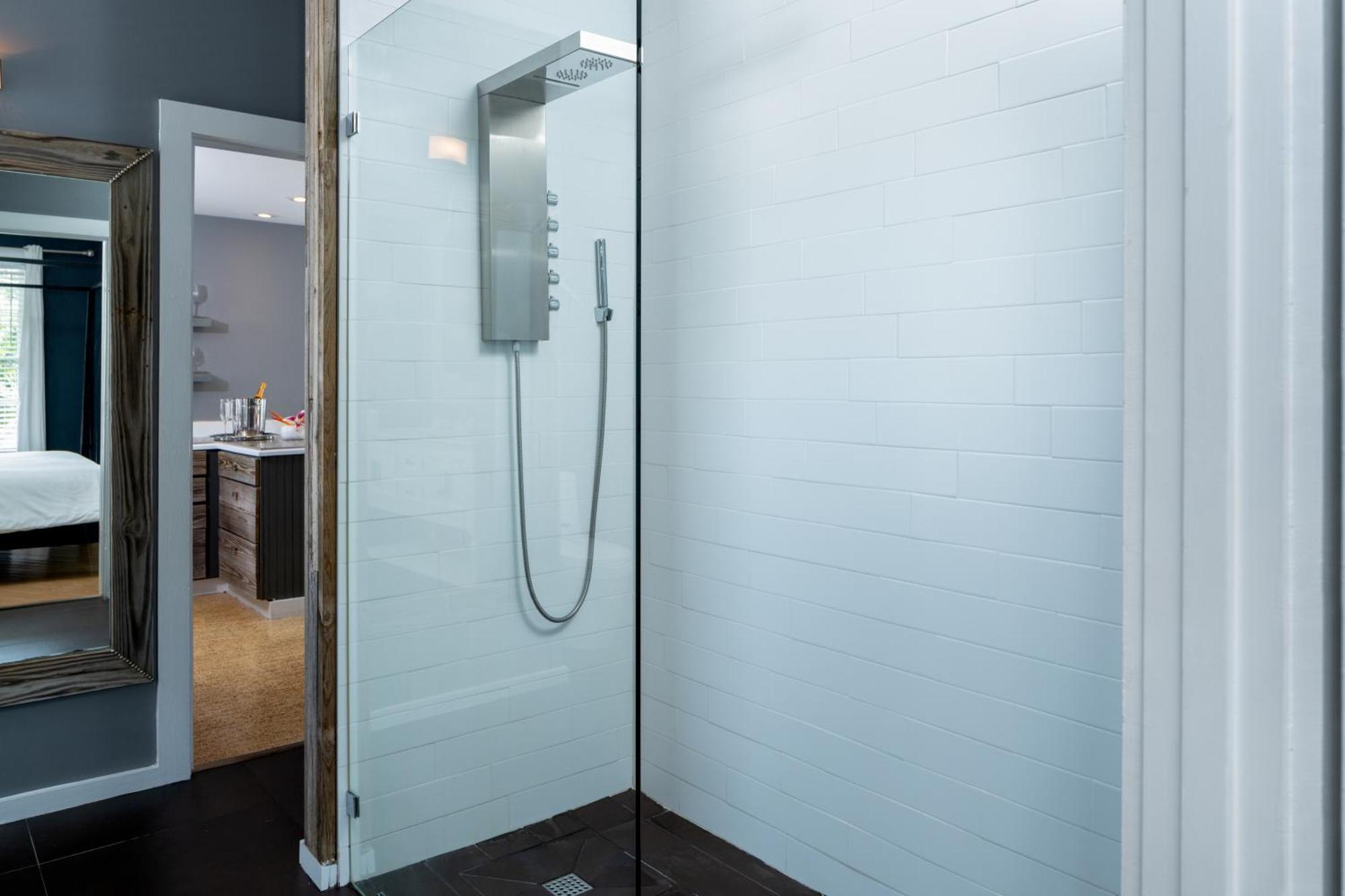Alexander'S Guesthouse-Adult Exclusive, Lgbtq Friendly Key West Chambre photo