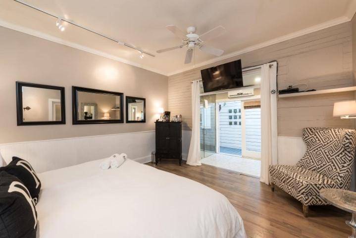 Alexander'S Guesthouse-Adult Exclusive, Lgbtq Friendly Key West Chambre photo