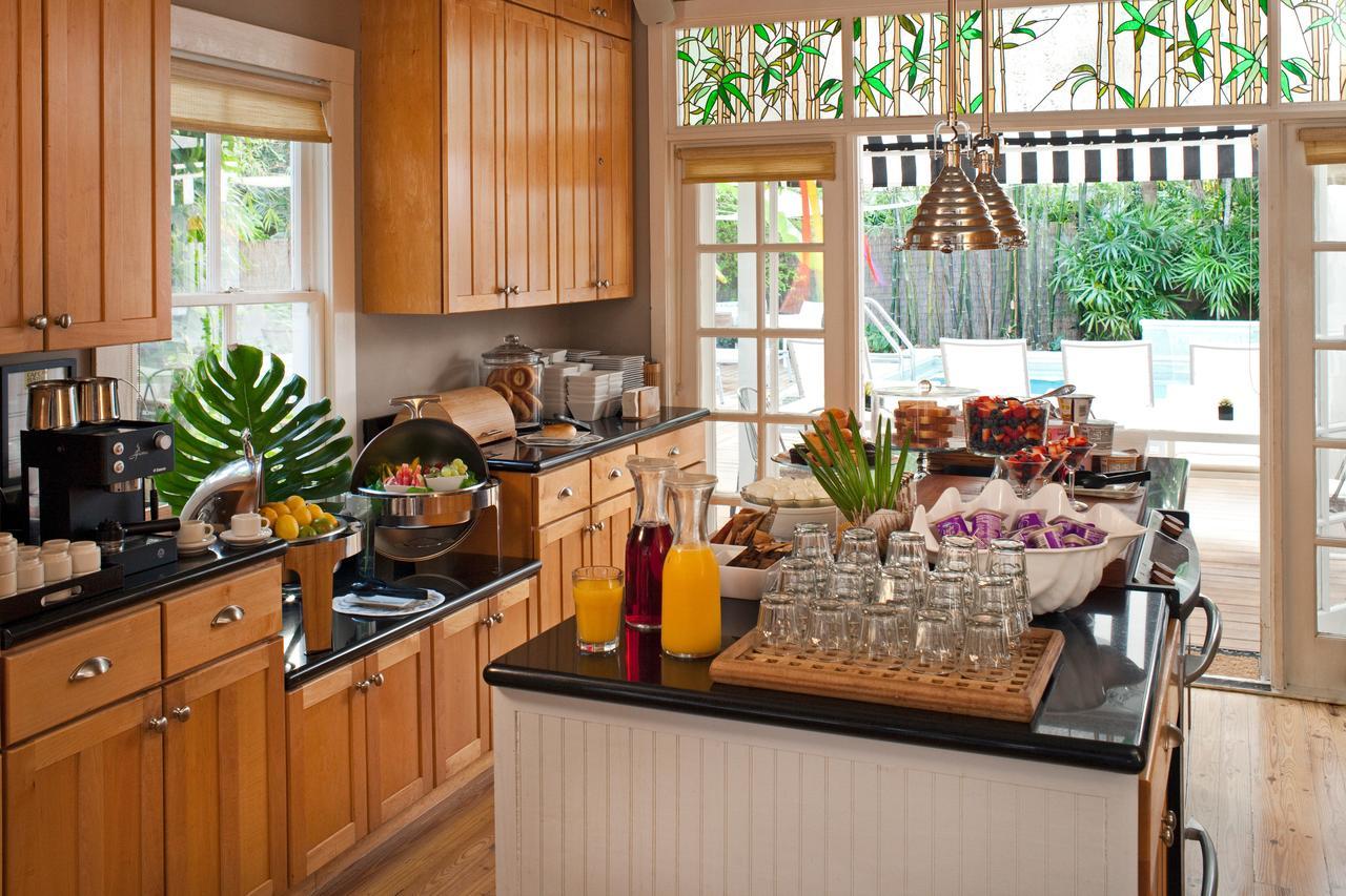 Alexander'S Guesthouse-Adult Exclusive, Lgbtq Friendly Key West Extérieur photo